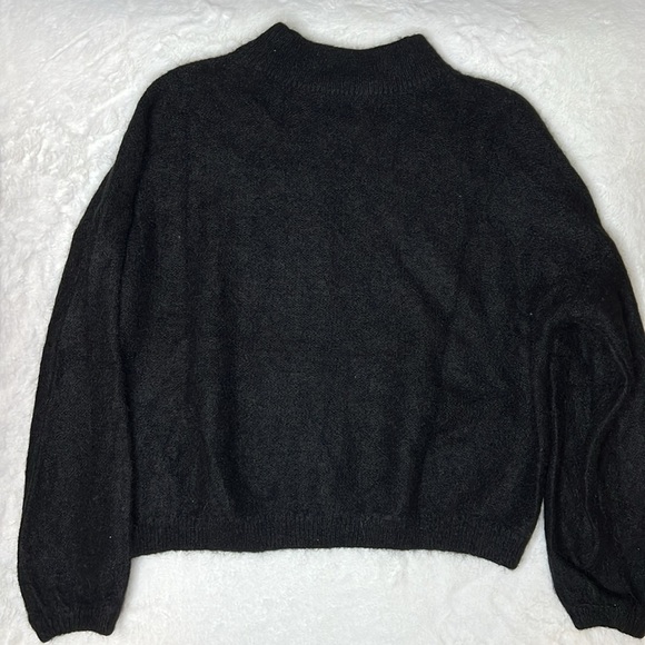 Banana Republic Relaxed Balloon-Sleeve Sweater Size XL - Picture 6 of 6